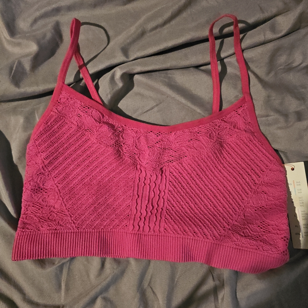 NWT COLSIE KNIT ADJUSTABLE BRA SIZE M (34C/34D/36B/36C)